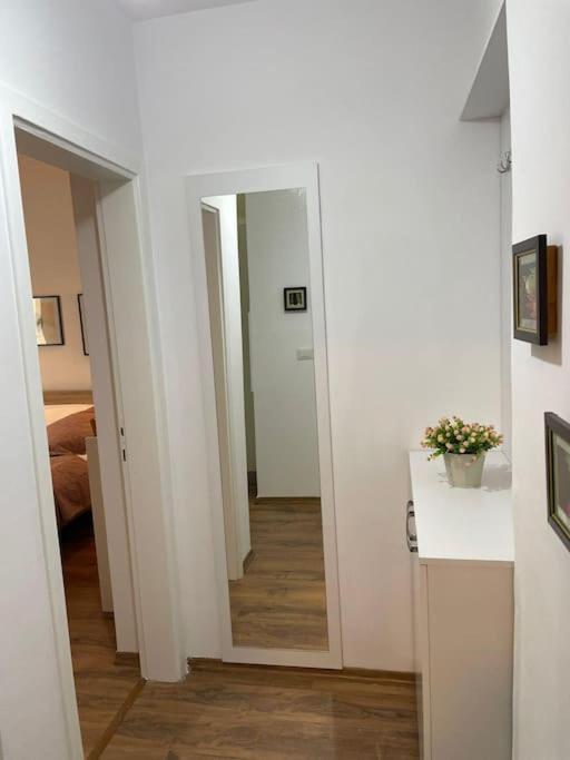 Апартаменты Aden's House *